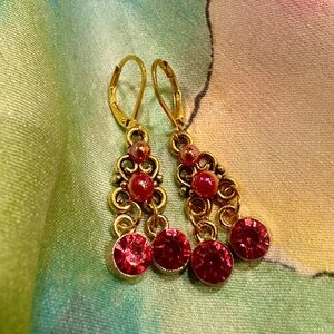 New Elegant Gold and Pink Dangle Earrings